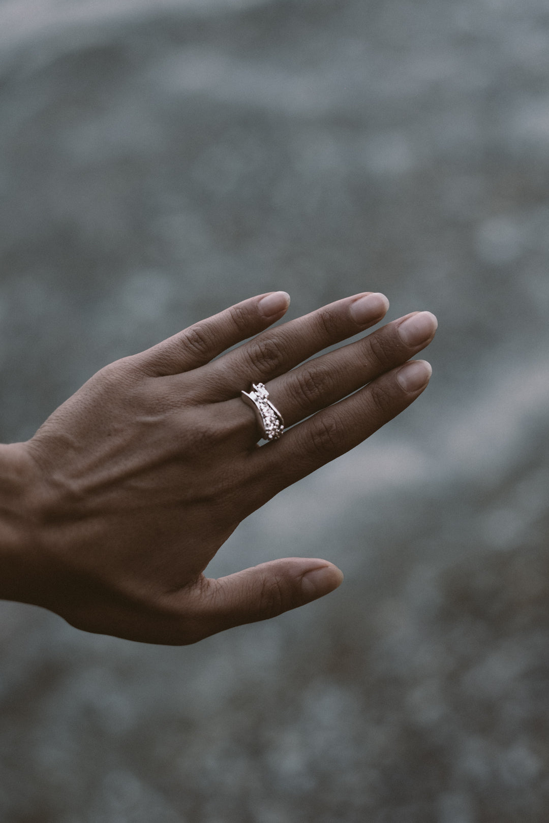 Uneasy Ocean Ring