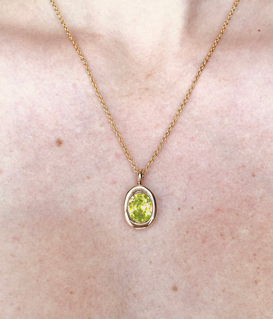 Peridot Oval Bud Necklace