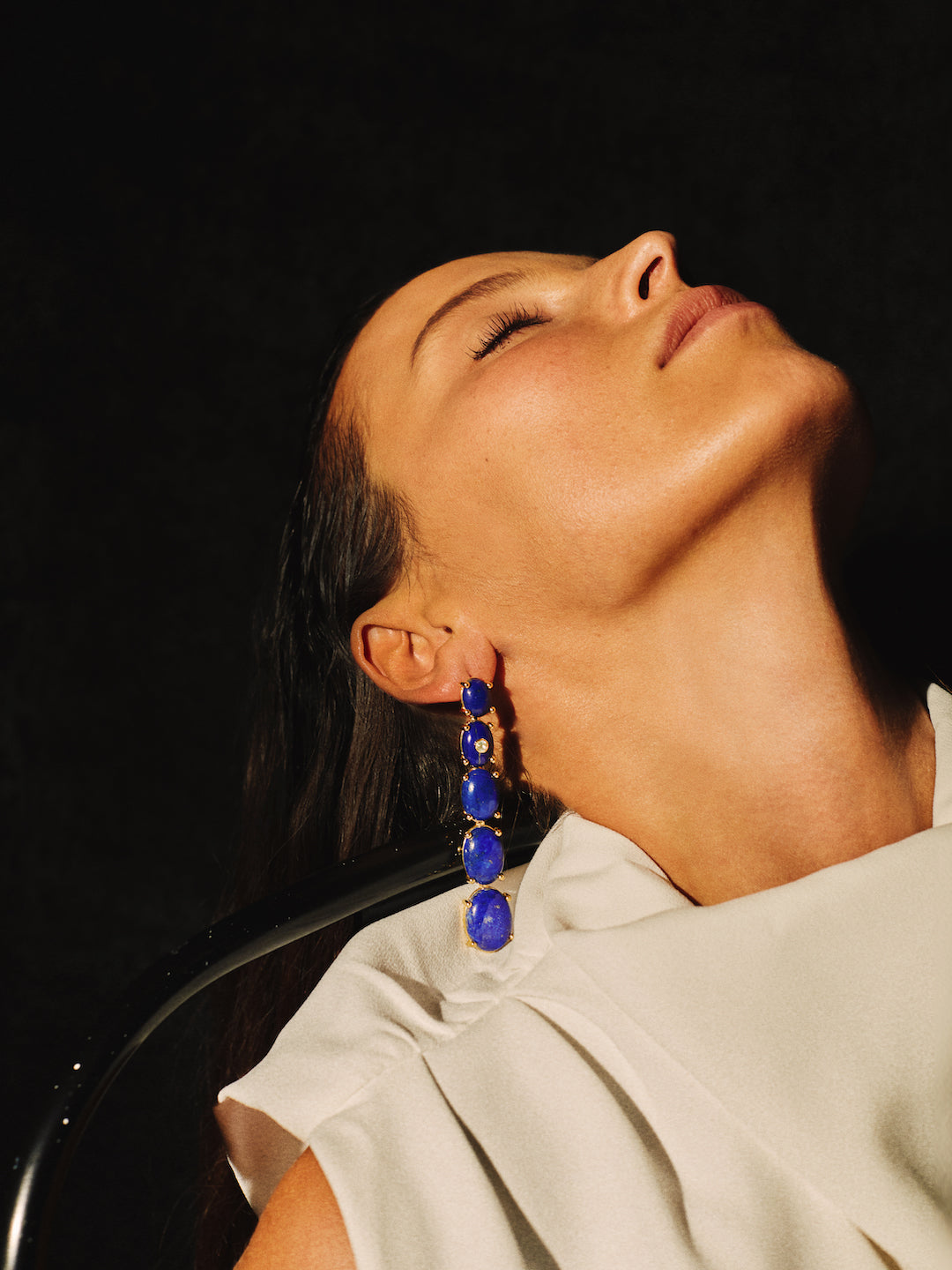 fine jewelry earrings in gold with blue lapis lazuli and blue aquamarine gemstones from Atelier ORMAN
