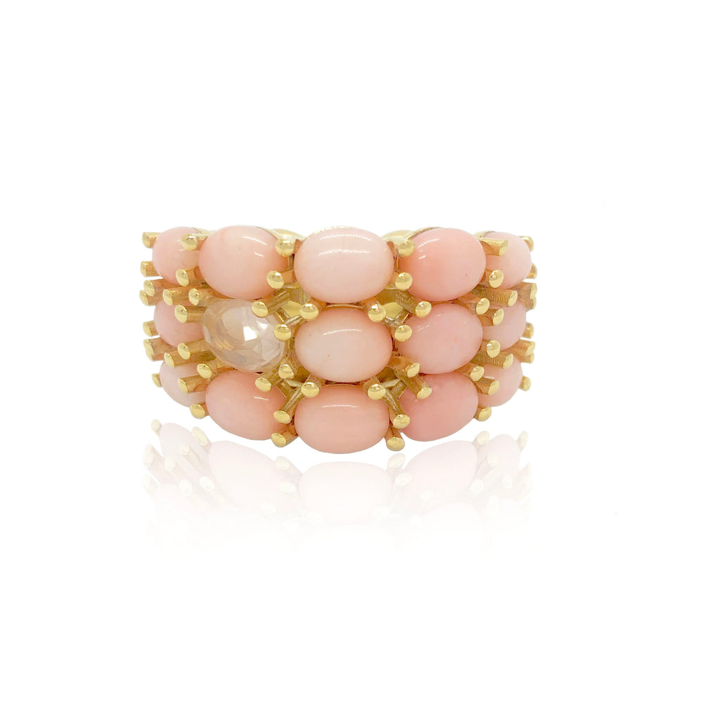 Gold cocktail ring with pink coral and morganite from Atelier ORMAN