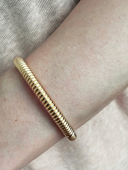 Anchor Bangle