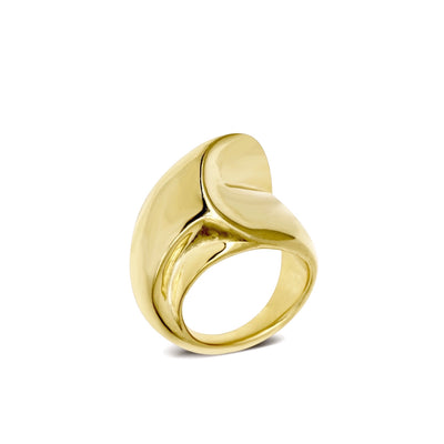 Sculptural gold ring from Atelier ORMAN