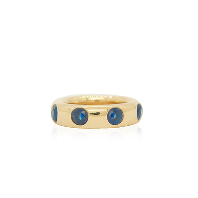 Gold Infinity band ring with blue sapphires from Atelier ORMAN