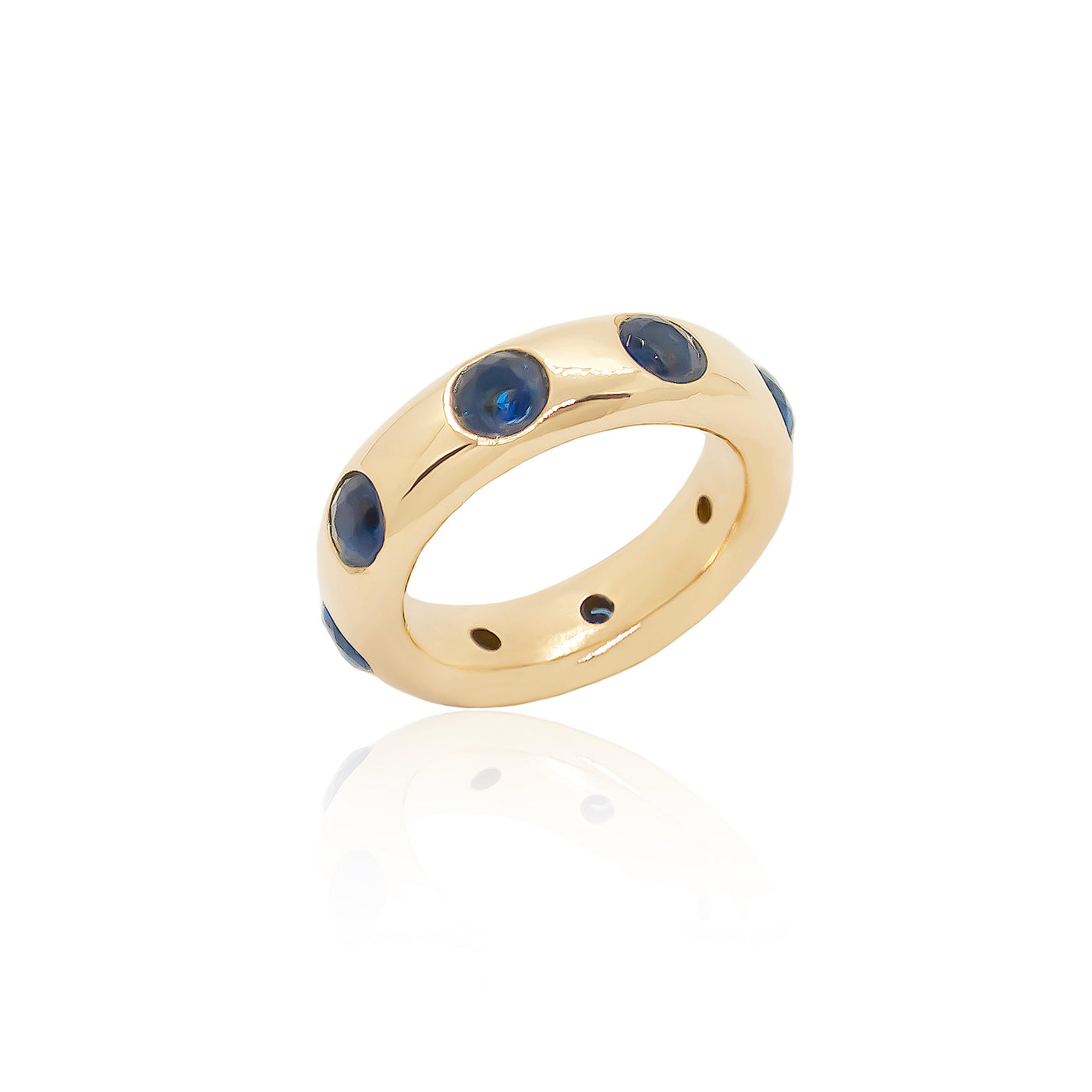 Gold Infinity band ring with blue sapphires from Atelier ORMAN