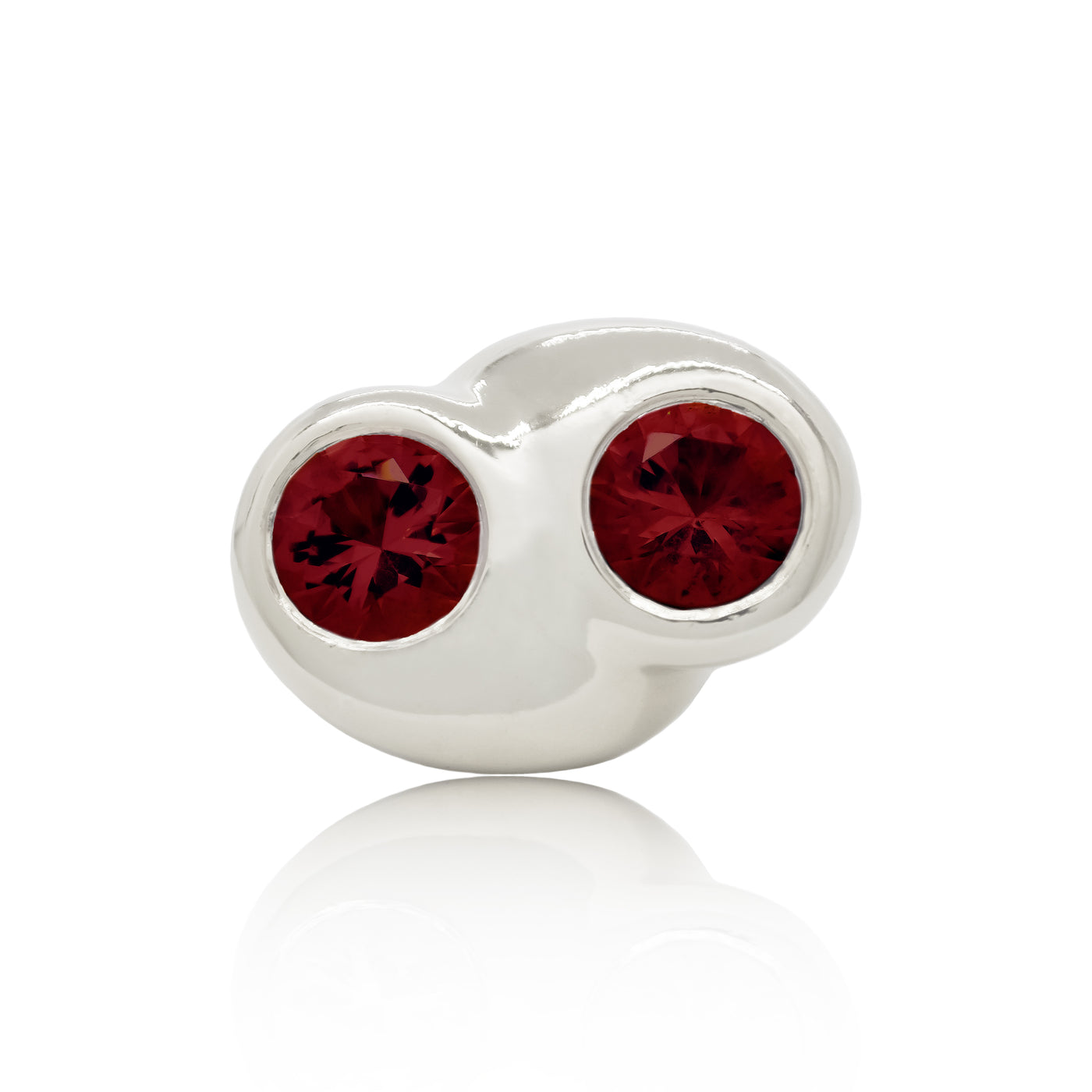 Silver cocktail ring with red garnet from Atelier ORMAN